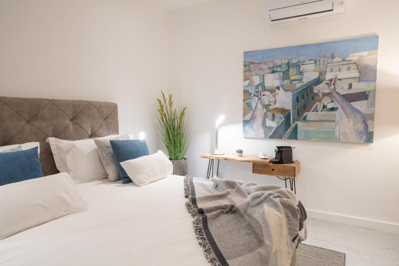 Eleven, Boutique Luxury House & Garden Bed & Breakfast *