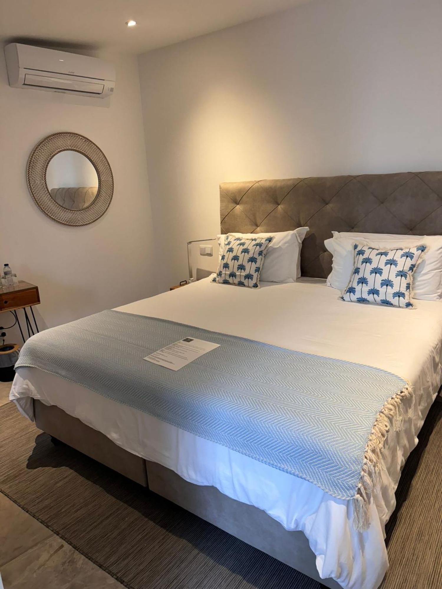 Bed & Breakfast Eleven, Boutique Luxury House & Garden Boliqueime